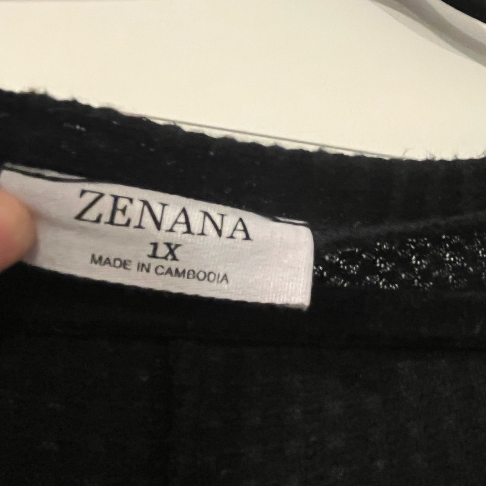 3/$20 Zenana Outfitters Classic Black Sweater - Picture 2 of 6